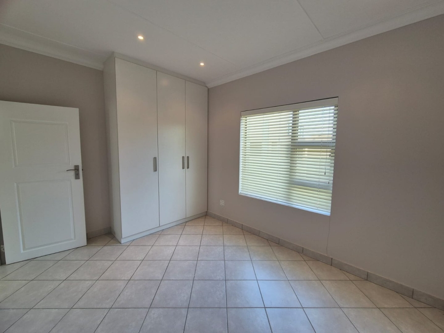 3 Bedroom Property for Sale in Hartenbos Heuwels Western Cape